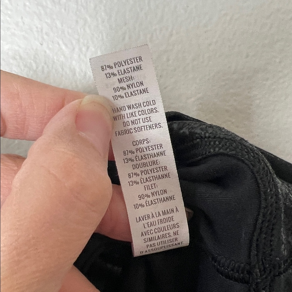OFFLINE by AERIE Stretch Medium Support Sports Bra size Small - Picture 10 of 14